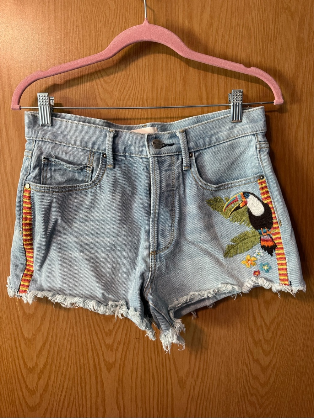 Driftwood embroidered light denim shorts